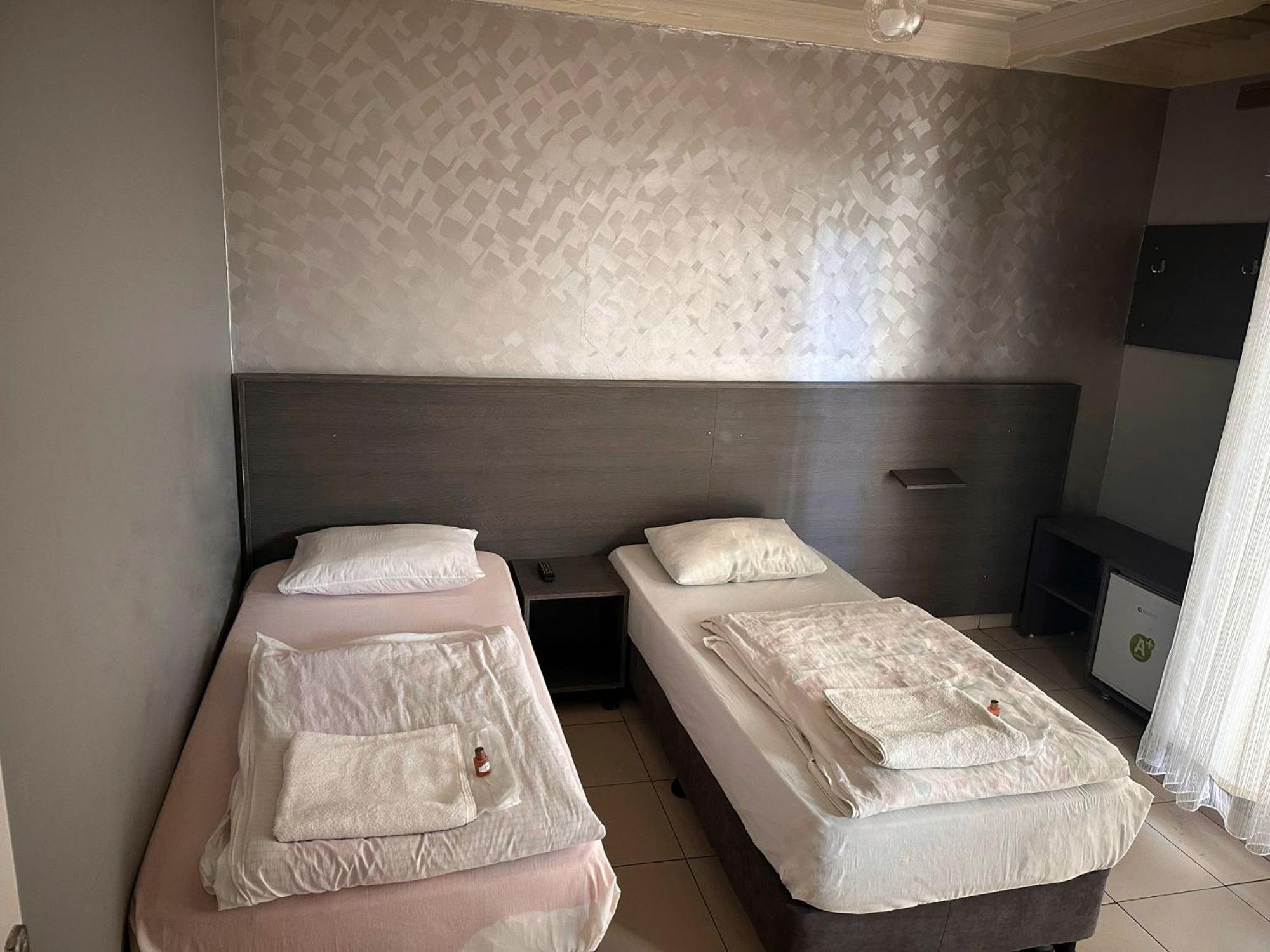 Guenes Pansiyon Эдирне Экстерьер фото